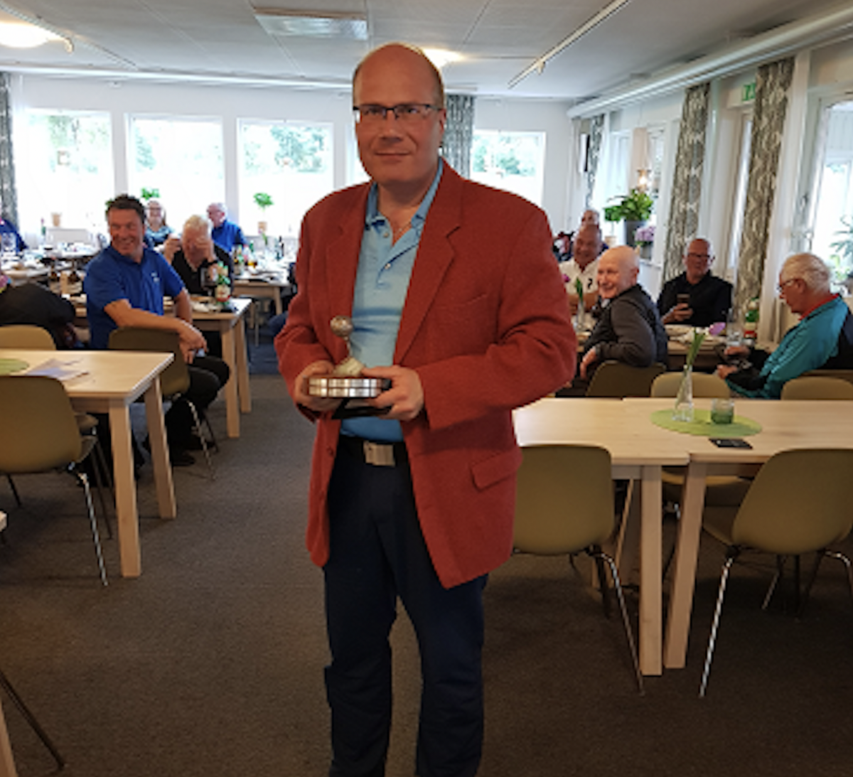 Mikael Nordblom tilldelades pris under avslutningresan 2021